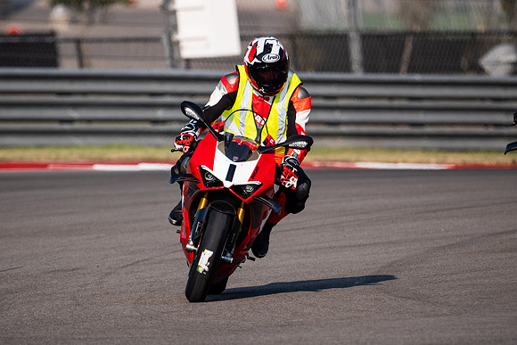 20250915_09-23-27_@bendalltherulesmedia_MotoAmerica at COTA_DSCF2884_00002