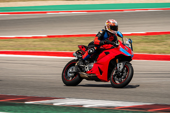20250915_14-19-20_@bendalltherulesmedia_MotoAmerica at COTA_XH2S5883_00333