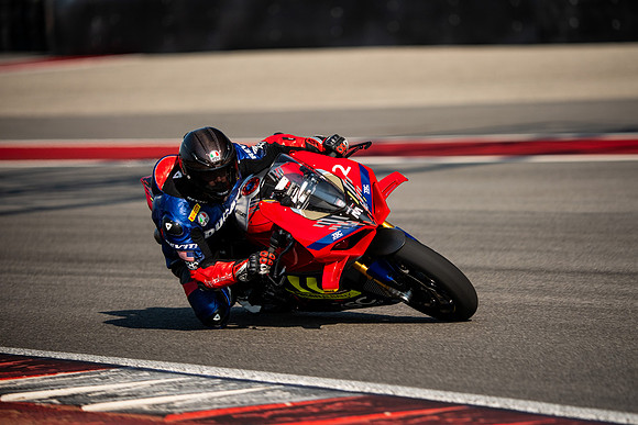 20250915_10-08-20_@bendalltherulesmedia_MotoAmerica at COTA_XH2S3112_00084