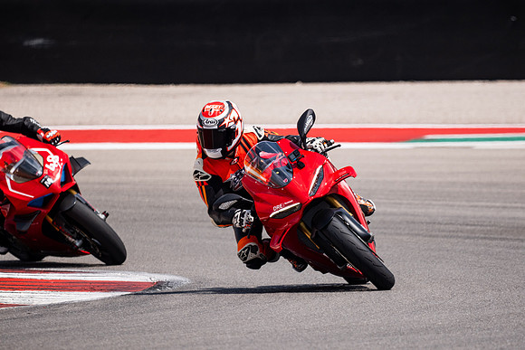 20250915_13-12-29_@bendalltherulesmedia_MotoAmerica at COTA_DSCF4534_00237