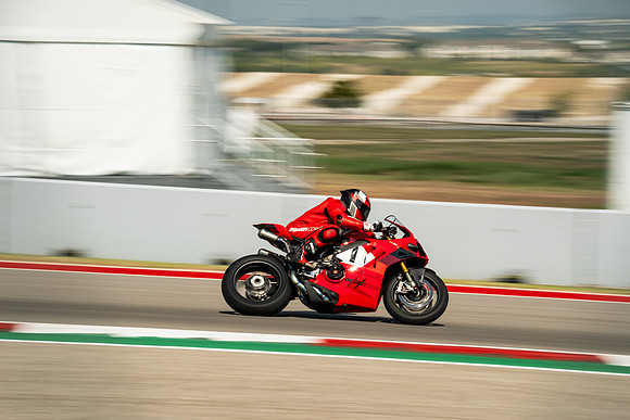20250915_11-08-00_@bendalltherulesmedia_MotoAmerica at COTA_XH2S4308_00158