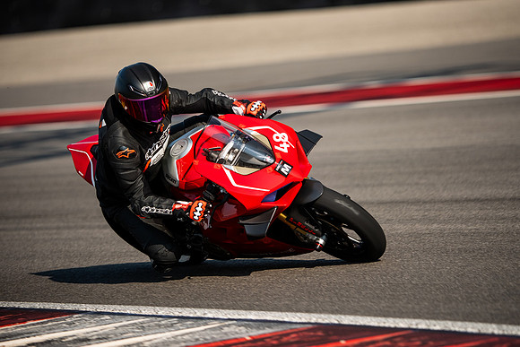 20250915_10-06-22_@bendalltherulesmedia_MotoAmerica at COTA_XH2S3036_00068