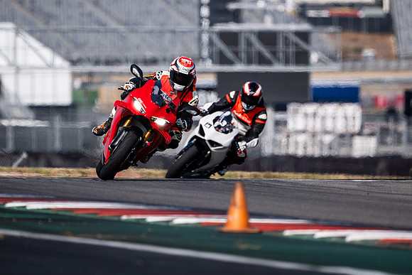 20250915_10-12-33_@bendalltherulesmedia_MotoAmerica at COTA_DSCF3379_00095