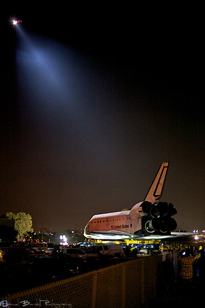 Samuel Bendall Photography - Space Shuttle Endeavor on Westchester Pkwy after leaving LAX (300dpi)