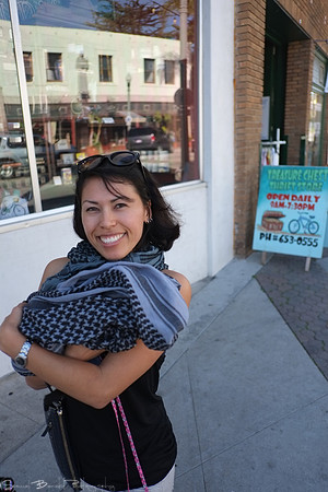 2014-02-15 - Choice images - Out and About in SB with Choupu and Kitten 2