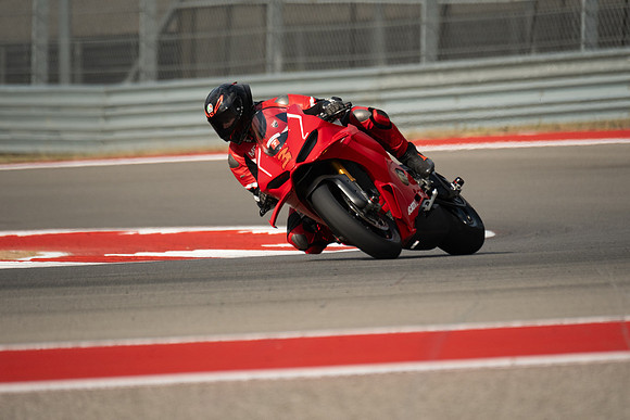 20260331-10-08-29- BendallTheRulesMedia for Aprilia Racer Days - SB-2