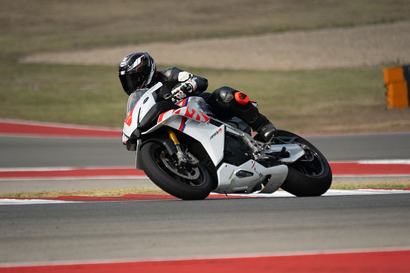 20260331-10-09-02- BendallTheRulesMedia for Aprilia Racer Days - SB