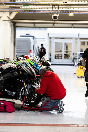 20260330-07-38-10- BendallTheRulesMedia for Aprilia Racer Days - JF