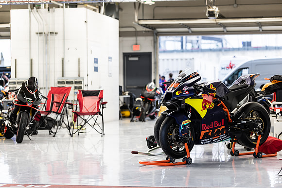 20260330-07-38-40- BendallTheRulesMedia for Aprilia Racer Days - JF