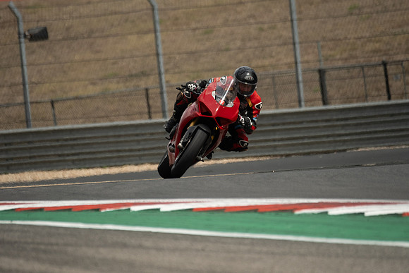 20260331-15-03-23- BendallTheRulesMedia for Aprilia Racer Days - SB