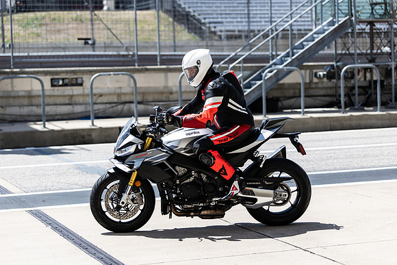 20260330-13-35-12- BendallTheRulesMedia for Aprilia Racer Days - JF