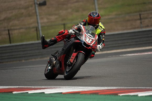 20260331-15-03-33- BendallTheRulesMedia for Aprilia Racer Days - SB