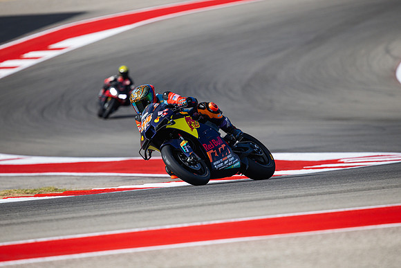20260330-10-01-32- BendallTheRulesMedia for Aprilia Racer Days - JF