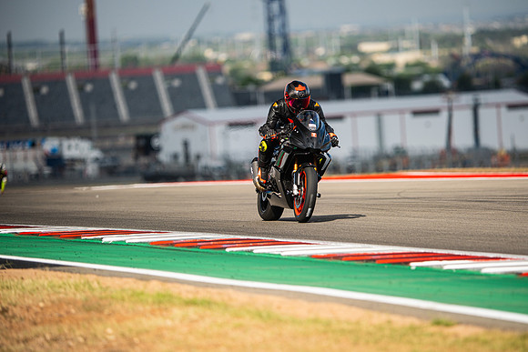 20260330-10-10-36- BendallTheRulesMedia for Aprilia Racer Days - SB-2