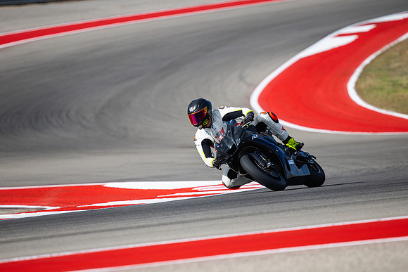 20260330-10-01-37- BendallTheRulesMedia for Aprilia Racer Days - JF-2