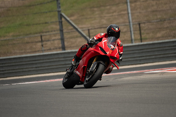 20260331-15-03-40- BendallTheRulesMedia for Aprilia Racer Days - SB