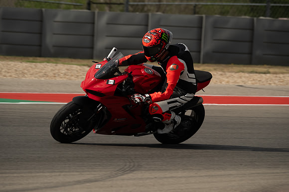 20260331-10-27-10- BendallTheRulesMedia for Aprilia Racer Days - SB