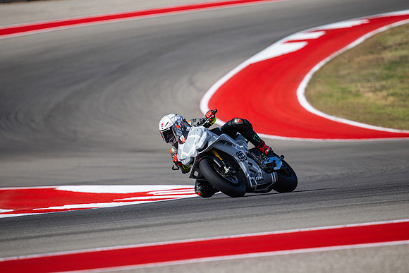 20260330-10-04-41- BendallTheRulesMedia for Aprilia Racer Days - JF-2