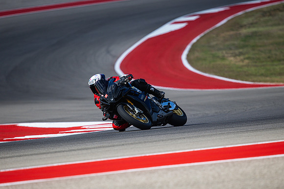 20260330-10-05-16- BendallTheRulesMedia for Aprilia Racer Days - JF