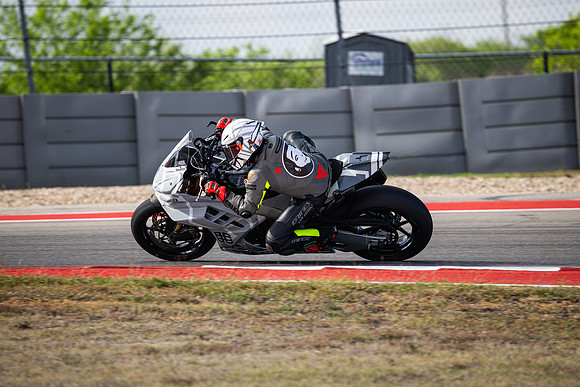 20260330-10-07-32- BendallTheRulesMedia for Aprilia Racer Days - JF