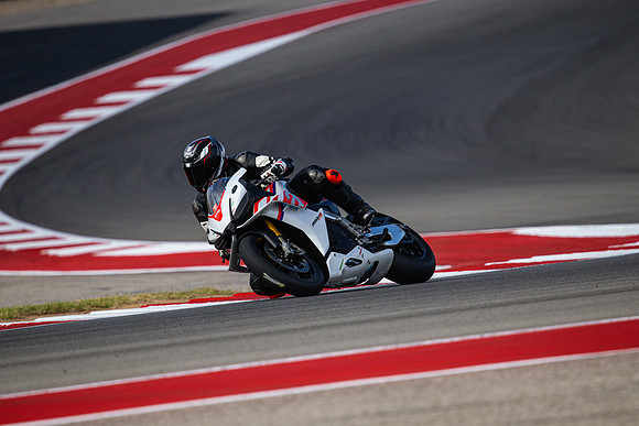 20260330-10-05-34- BendallTheRulesMedia for Aprilia Racer Days - JF-2