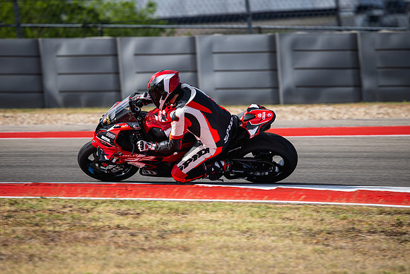20260330-10-10-31- BendallTheRulesMedia for Aprilia Racer Days - JF