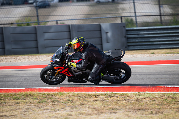 20260330-10-14-34- BendallTheRulesMedia for Aprilia Racer Days - JF