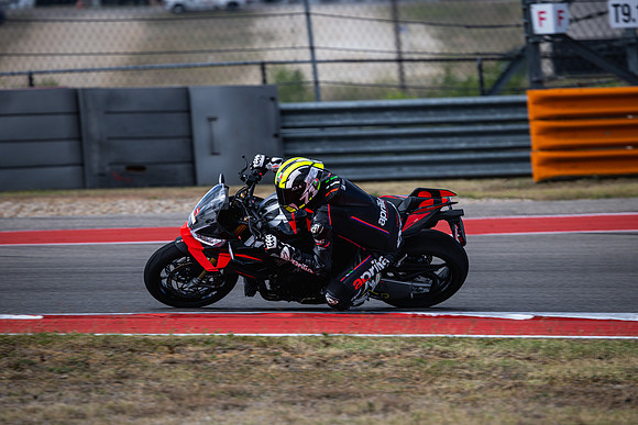20260330-10-15-01- BendallTheRulesMedia for Aprilia Racer Days - JF