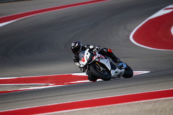 20260330-10-05-34- BendallTheRulesMedia for Aprilia Racer Days - JF