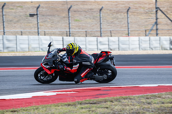 20260330-11-07-15- BendallTheRulesMedia for Aprilia Racer Days - JF