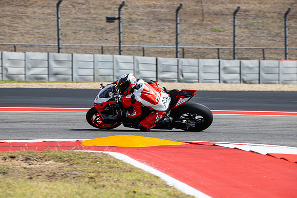 20260330-11-13-10- BendallTheRulesMedia for Aprilia Racer Days - JF