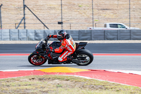 20260330-11-04-16- BendallTheRulesMedia for Aprilia Racer Days - JF