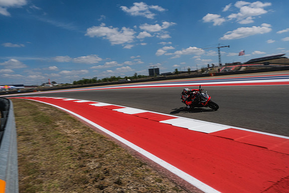 20260330-15-10-12- BendallTheRulesMedia for Aprilia Racer Days - SB