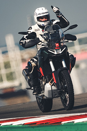 20260330-10-26-07- BendallTheRulesMedia for Aprilia Racer Days - SB