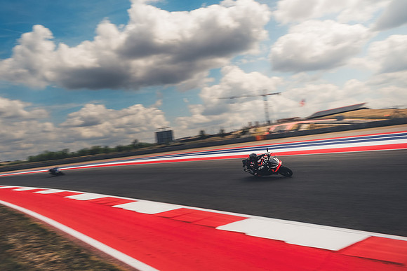 20260331-14-12-27- BendallTheRulesMedia for Aprilia Racer Days - SB