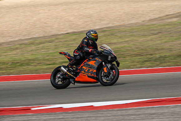 20260330-11-30-22- BendallTheRulesMedia for Aprilia Racer Days - SB