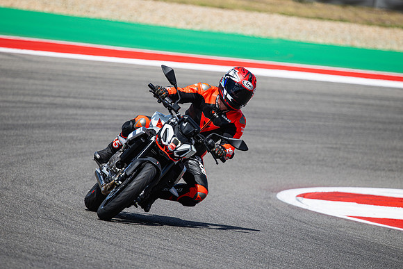 20260330-14-23-54- BendallTheRulesMedia for Aprilia Racer Days - JF