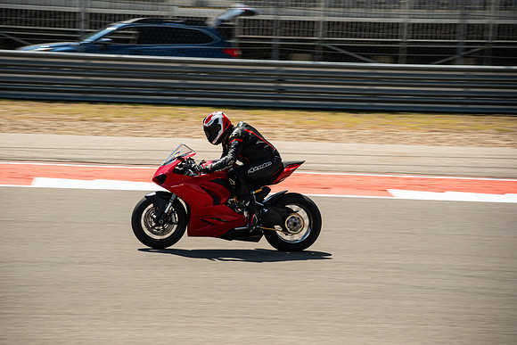20260330-14-33-38- BendallTheRulesMedia for Aprilia Racer Days - SB