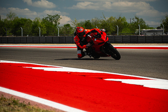 20260330-15-24-42- BendallTheRulesMedia for Aprilia Racer Days - SB