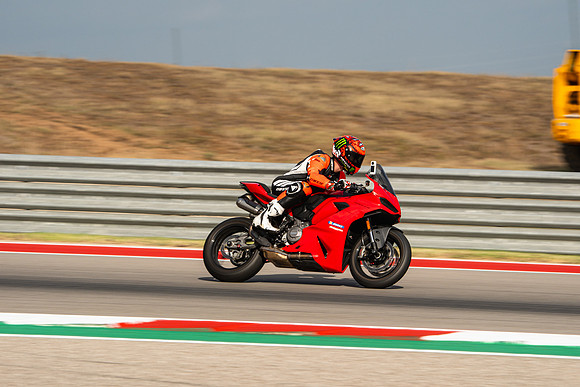 20260330-09-37-46- BendallTheRulesMedia for Aprilia Racer Days - SB