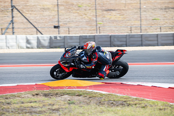 20260330-10-53-55- BendallTheRulesMedia for Aprilia Racer Days - JF