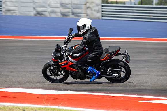 20260330-11-42-08- BendallTheRulesMedia for Aprilia Racer Days - JF