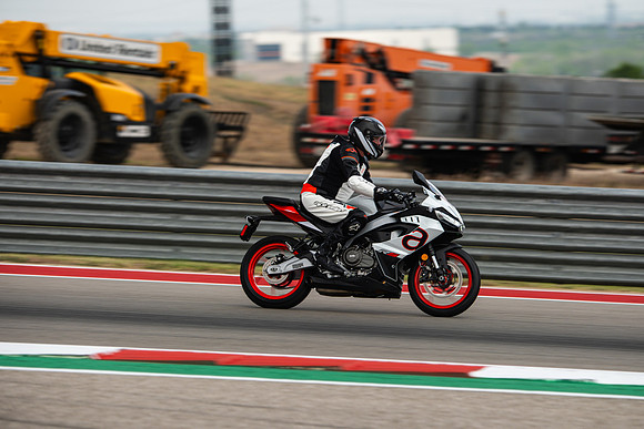 20260330-09-48-52- BendallTheRulesMedia for Aprilia Racer Days - SB