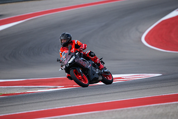 20260330-09-56-39- BendallTheRulesMedia for Aprilia Racer Days - JF-2