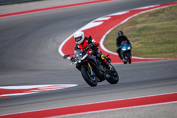 20260330-09-57-19- BendallTheRulesMedia for Aprilia Racer Days - JF