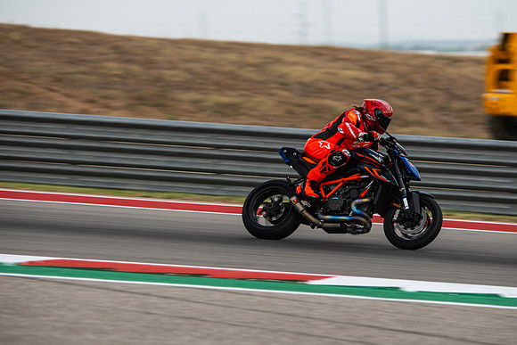 20260330-09-47-14- BendallTheRulesMedia for Aprilia Racer Days - SB-2
