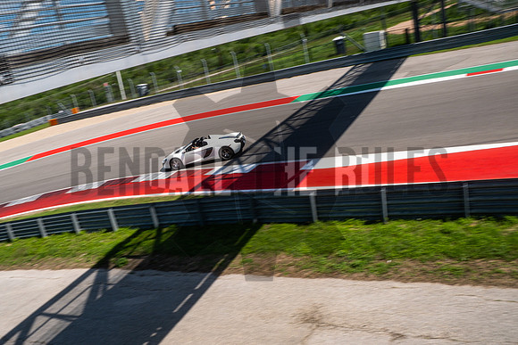 20260503-152504-BendallTheRulesMedia for Vita Veloce V - SB (6)