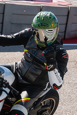 20260503-165506-BendallTheRulesMedia for Vita Veloce V - SB (10)