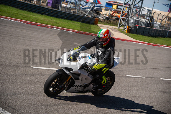 20260503-165610-BendallTheRulesMedia for Vita Veloce V - SB (3)