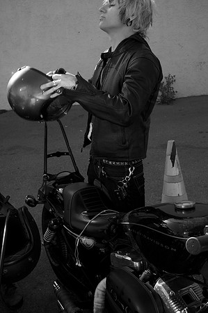 2013-04-06 - Deus Ex - Sound and Vision - 165 - Version 2